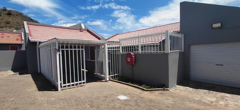 3 Bedroom Property for Sale in Langenhovenpark Free State